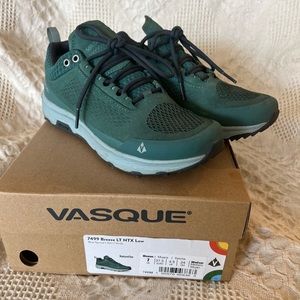 Vasque 7499 Breeze LT NTX low hiking shoe boot